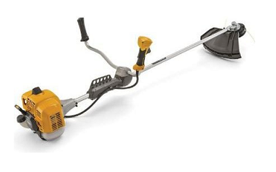 Czy w kosie spalinowej wymienia się olej?