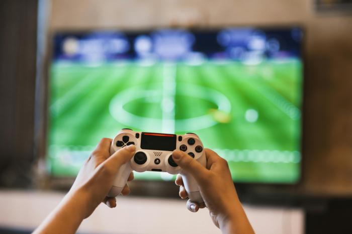 Telewizory do gier — jaki TV będzie najlepszy do grania na konsoli i PC?