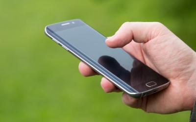 Telefon Samsung do 500 zł — czy da się kupić dobry smartfon do 500 zł?