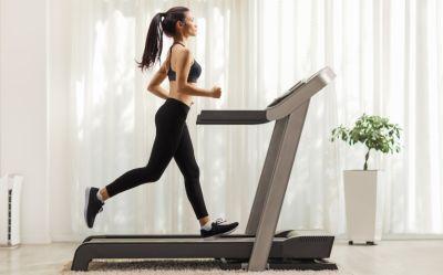 Jak naciągnąć pas w bieżni? Instrukcja krok po kroku