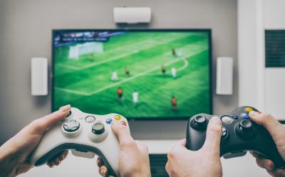 Ranking telewizorów 120 Hz i 144 Hz (2026) – płynny obraz do gier i sportu