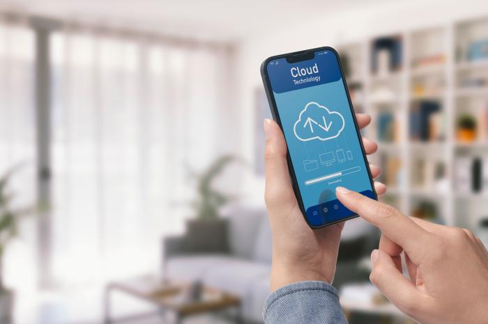 Jak przenieść dane z telefonu na telefon? Poradnik krok po kroku