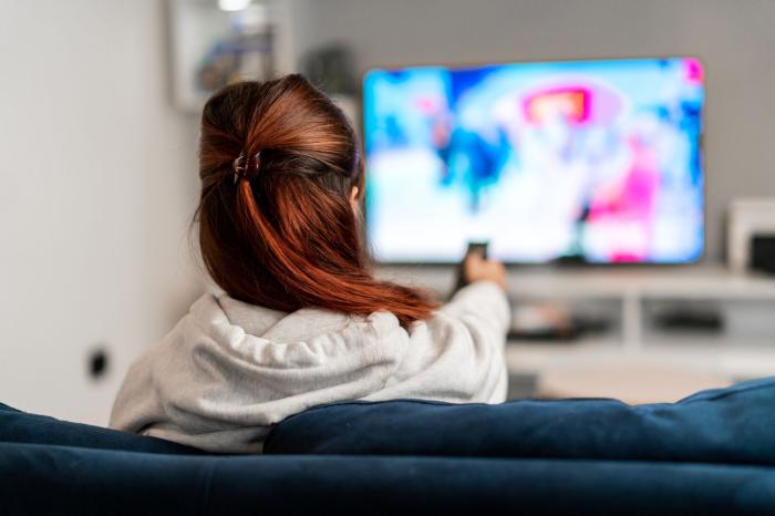 Jaki telewizor wybrać? 10 praktycznych porad przed zakupem