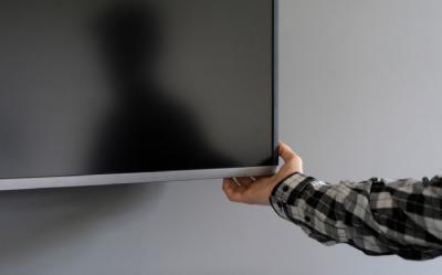 Jak zresetować telewizor do ustawień fabrycznych?