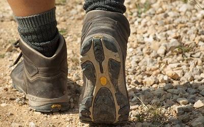 Jak dbać o buty trekkingowe? Suszenie i impregnacja
